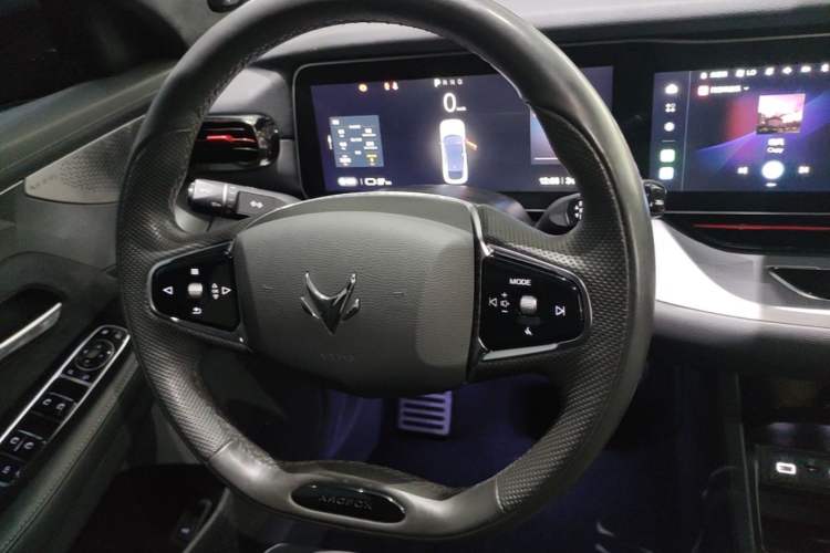 Used ARCFOX Alpha S 2022 HI Edition Advanced Version Steering Wheel