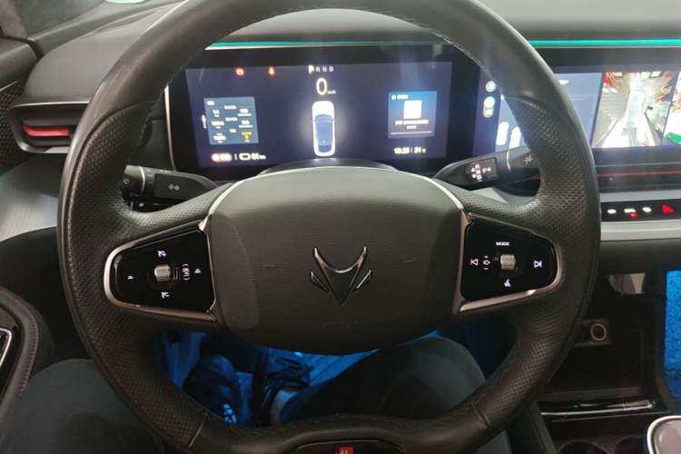 Used ARCFOX Alpha S 2022 HI Version Advanced Edition Steering Wheel