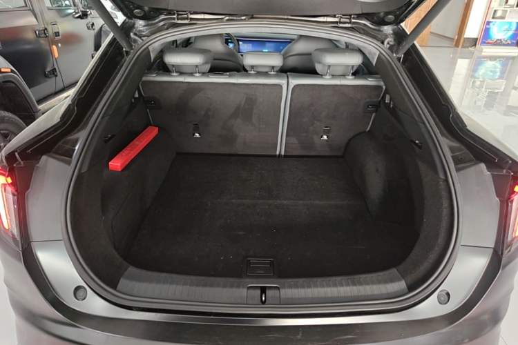 Used ARCFOX Alpha S 2022 HI Version Advanced Edition Trunk