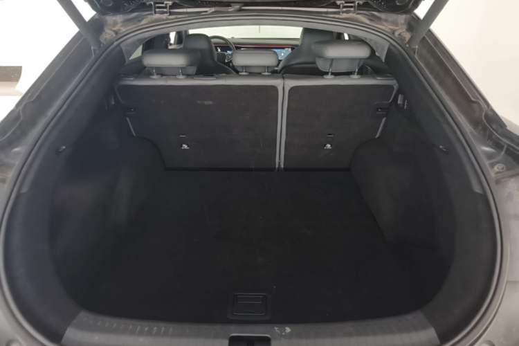 Used ARCFOX Alpha S 2022 HI Version Advanced Edition Trunk