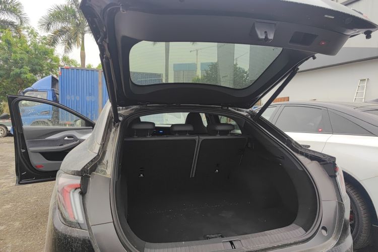 Used ARCFOX Alpha S 2022 HI Version Advanced Edition Trunk