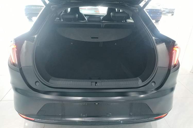 Used ARCFOX Alpha S 2022 HI Version Advanced Edition Trunk