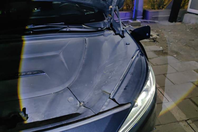Used ARCFOX Alpha S 2022 708S+ 160kW Engine Bay Left