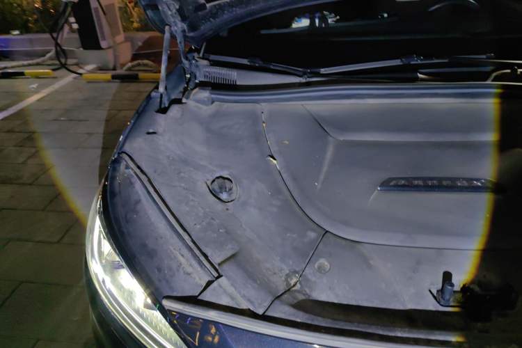 Used ARCFOX Alpha S 2022 708S+ 160kW Engine Bay Right