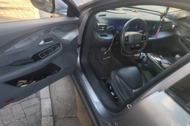 Used ARCFOX Alpha S 2022 708S+ 160kW Driver Seat