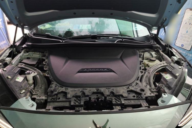 Used ARCFOX Alpha S 2022 708S+ 160kW Engine Bay