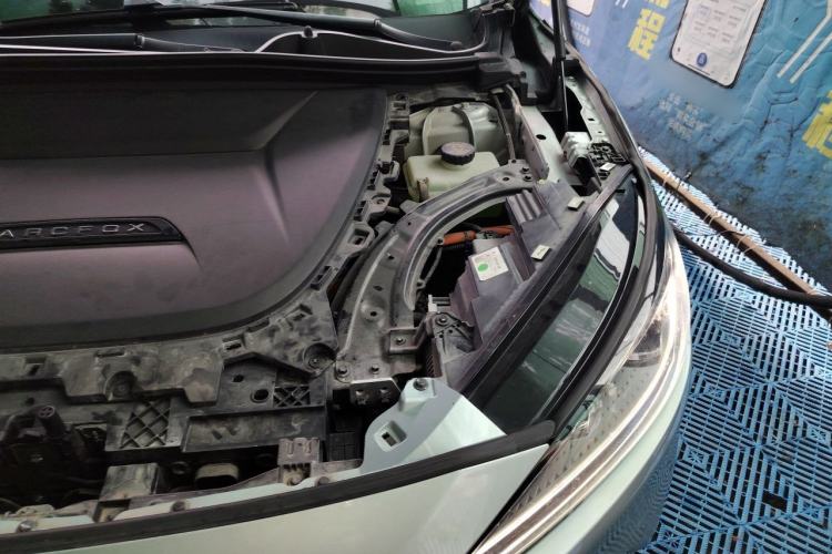 Used ARCFOX Alpha S 2022 708S+ 160kW Engine Bay Left