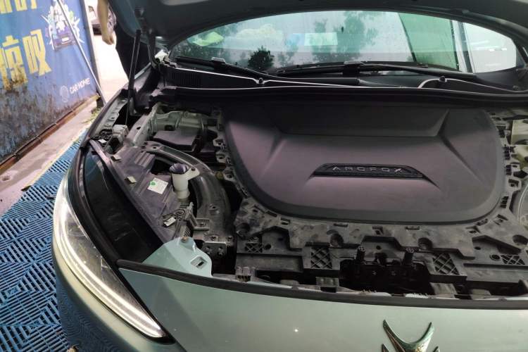 Used ARCFOX Alpha S 2022 708S+ 160kW Engine Bay Right