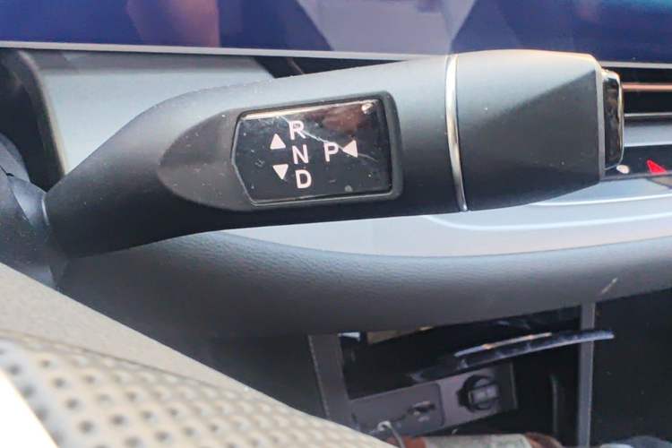 Used ARCFOX Alpha S 2022 708S+ 160kW Gear Lever