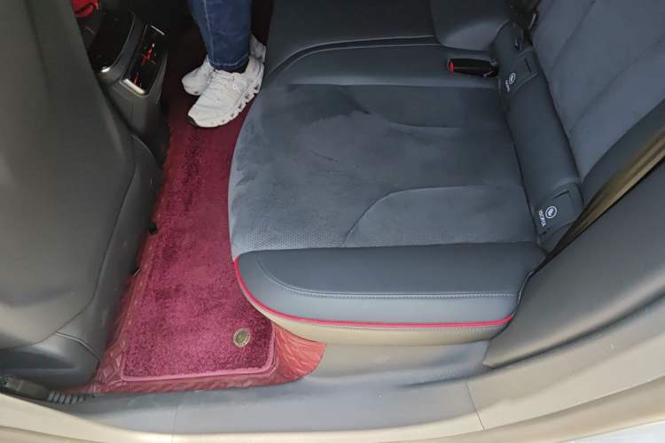 Used ARCFOX Alpha S 2022 HI Version Advanced Edition Left Rear Seat