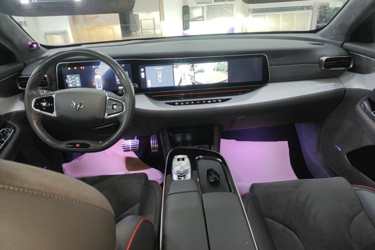 Used ARCFOX Alpha S 2022 HI Version Advanced Edition Center Console