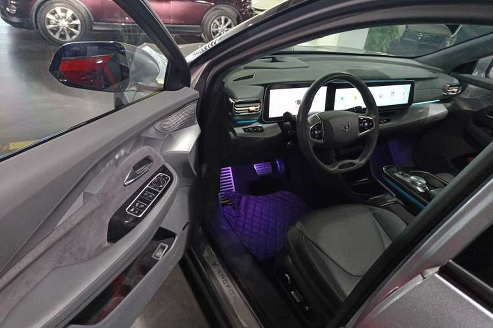 Used ARCFOX Alpha S 2022 708S+ 160kW Driver Seat