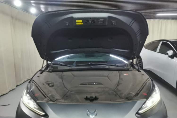 Used ARCFOX Alpha S 2022 HI Version Advanced Edition Engine Bay