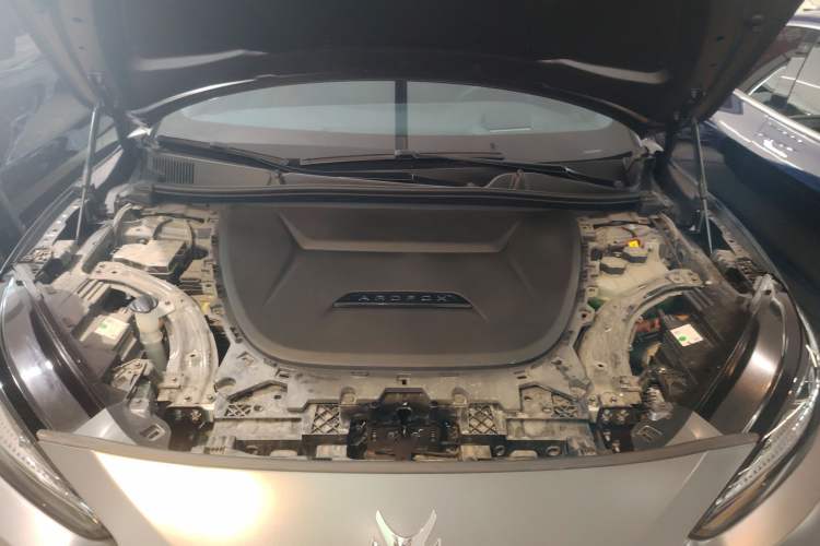 Used ARCFOX Alpha S 2022 HI Version Advanced Edition Engine Bay