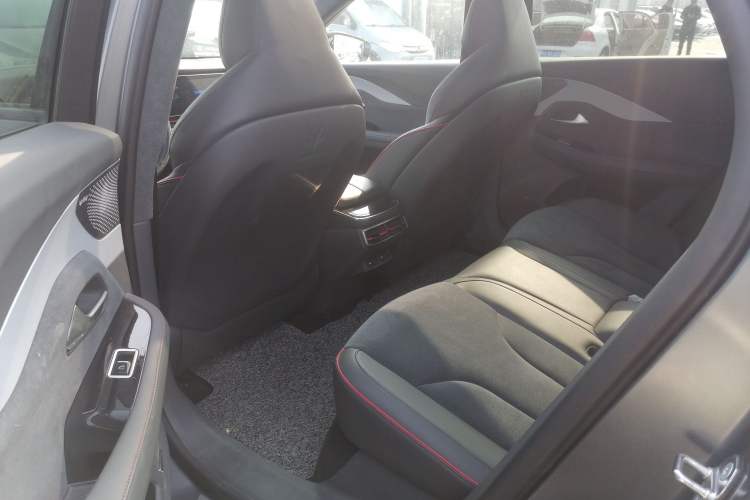 Used ARCFOX Alpha S 2022 HI Edition Advanced Version Interior 4
