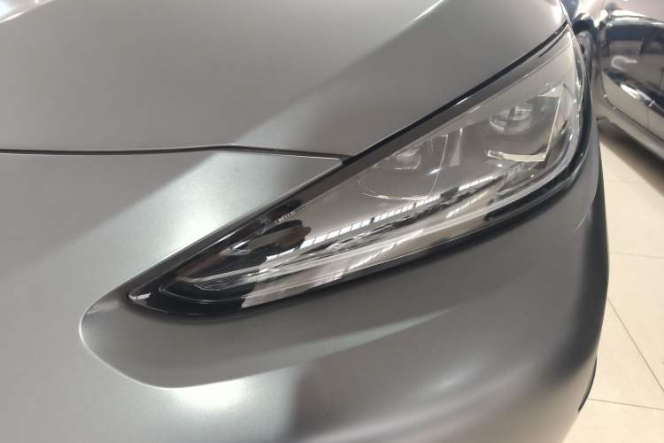 Used ARCFOX Alpha S 2022 HI Version Advanced Edition Left Front Headlight