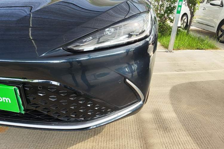Used ARCFOX Alpha S 2022 525S 175kW Left Front Headlight