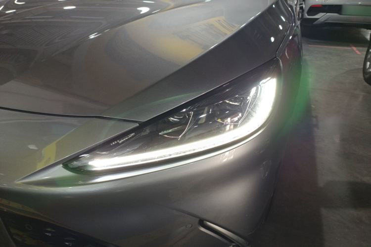 Used ARCFOX Alpha S 2022 708S+ 160kW Left Front Headlight