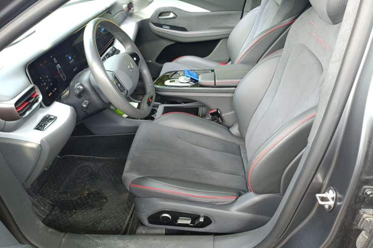 Used ARCFOX Alpha S 2022 HI Version Advanced Edition Left Front Seat
