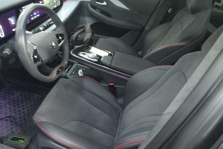 Used ARCFOX Alpha S 2022 HI Edition Advanced Version Left Front Seat