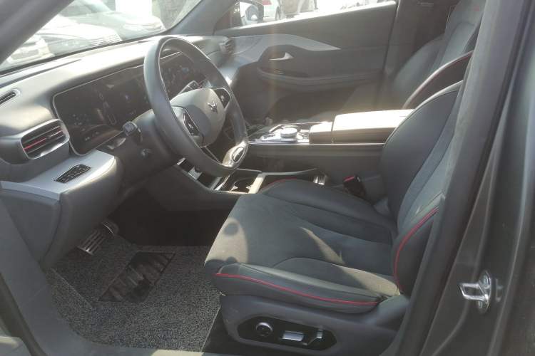 Used ARCFOX Alpha S 2022 HI Edition Advanced Version Left Front Seat