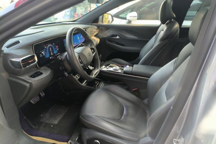 Used ARCFOX Alpha S 2022 525S 160kW Left Front Seat