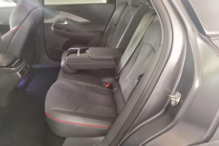 Used ARCFOX Alpha S 2022 HI Version Advanced Edition Left Rear Seat