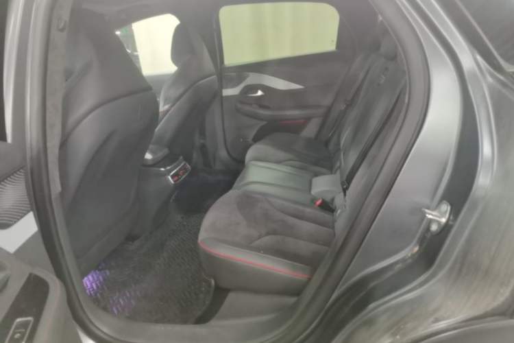 Used ARCFOX Alpha S 2022 HI Version Advanced Edition Left Rear Seat