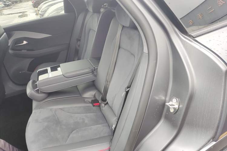 Used ARCFOX Alpha S 2022 HI Version Advanced Edition Left Rear Seat
