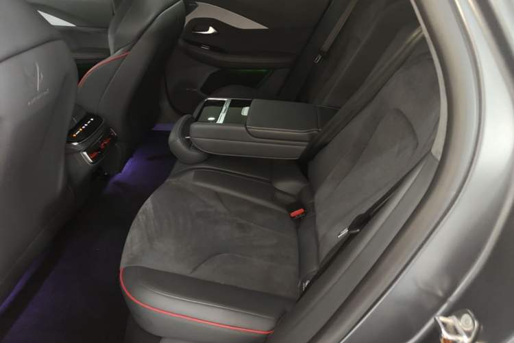 Used ARCFOX Alpha S 2022 HI Version Advanced Edition Left Rear Seat