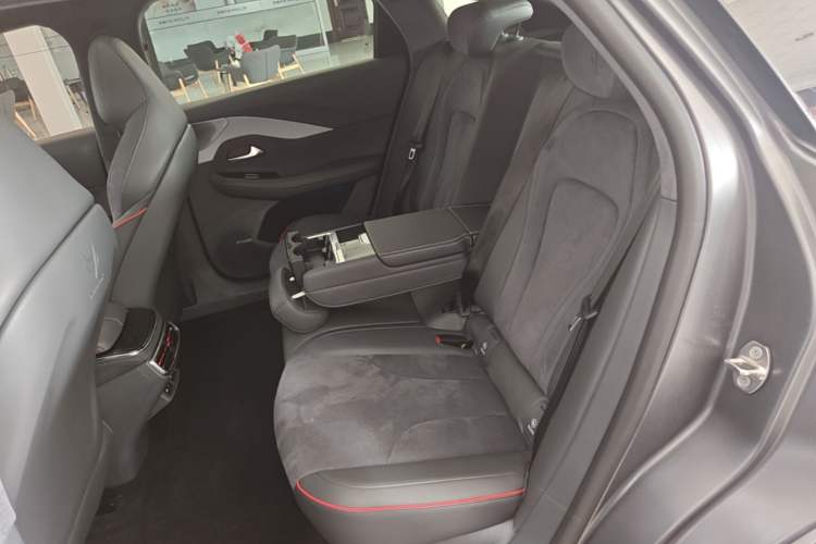 Used ARCFOX Alpha S 2022 HI Version Advanced Edition Left Rear Seat