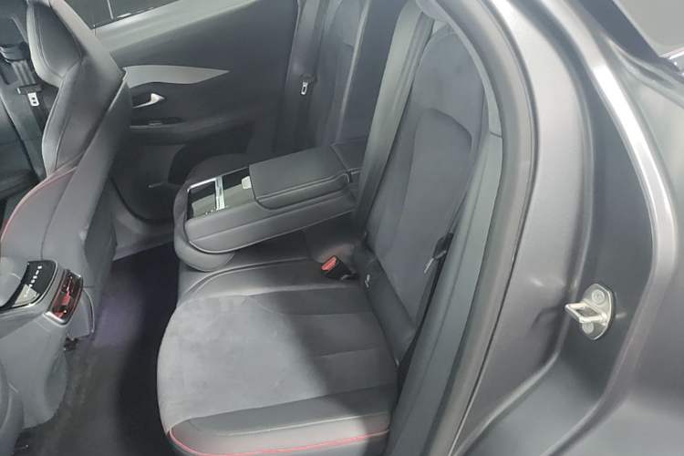 Used ARCFOX Alpha S 2022 HI Version Advanced Edition Left Rear Seat