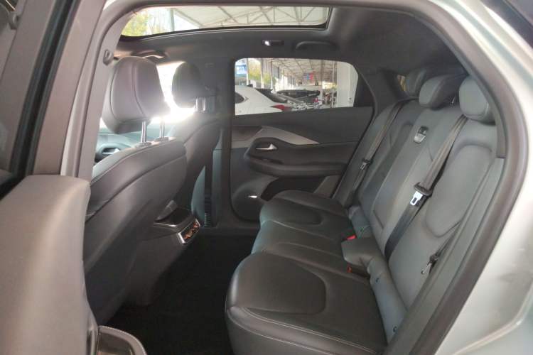 Used ARCFOX Alpha S 2022 525S 160kW Left Rear Seat