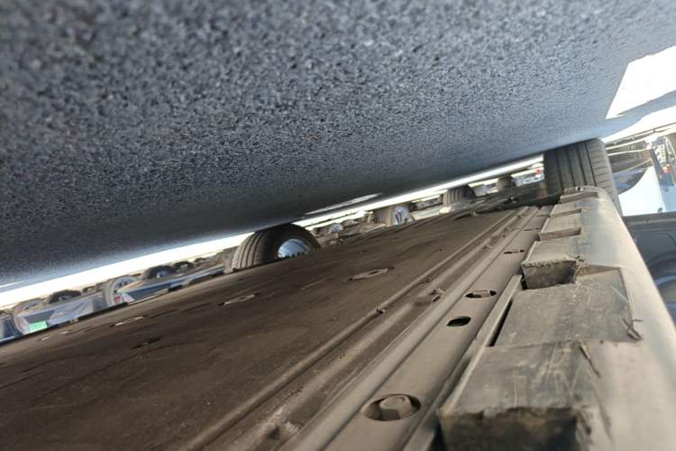 Used ARCFOX Alpha S 2022 HI Version Advanced Edition Left Side Sill