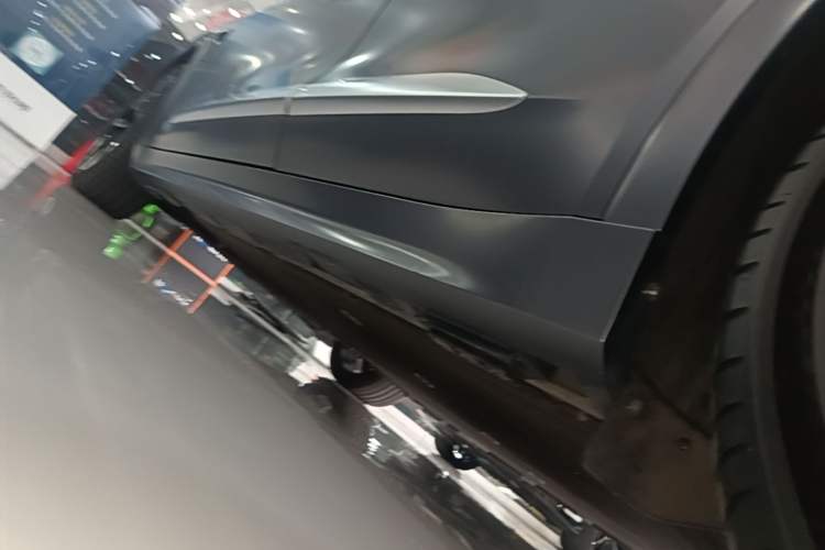 Used ARCFOX Alpha S 2022 HI Version Advanced Edition Left Side Sill