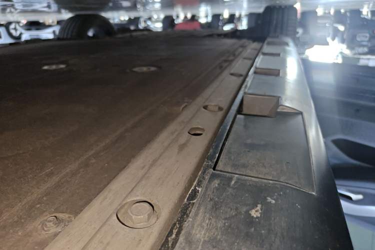 Used ARCFOX Alpha S 2022 HI Version Advanced Edition Left Side Sill