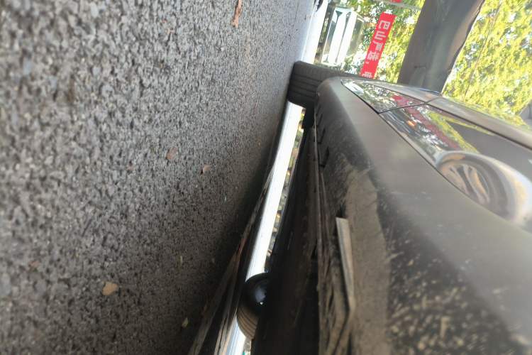 Used ARCFOX Alpha S 2022 525S 160kW Left Side Sill
