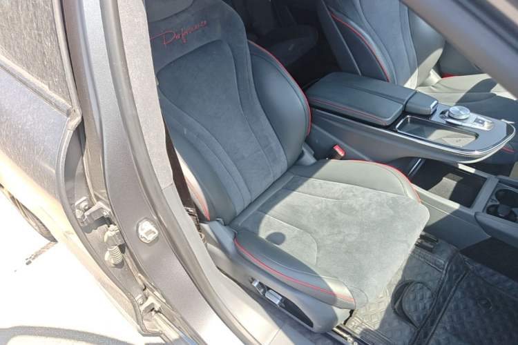 Used ARCFOX Alpha S 2022 HI Version Advanced Edition Right Front Seat