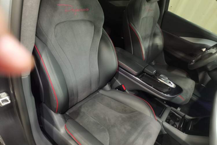 Used ARCFOX Alpha S 2022 HI Version Advanced Edition Right Front Seat