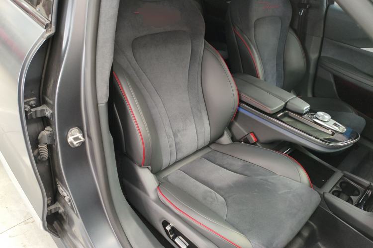 Used ARCFOX Alpha S 2022 HI Version Advanced Edition Right Front Seat