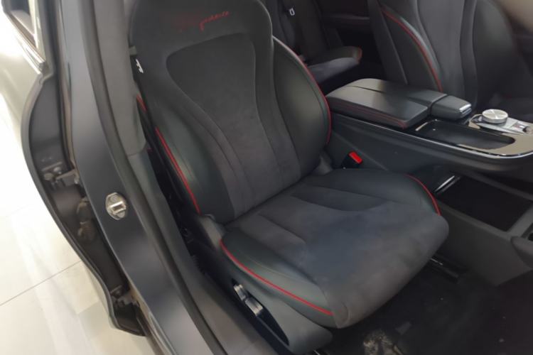 Used ARCFOX Alpha S 2022 HI Version Advanced Edition Right Front Seat
