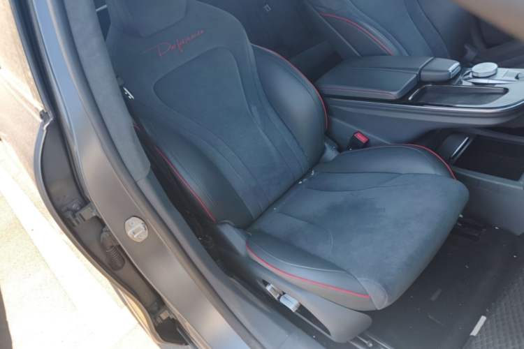 Used ARCFOX Alpha S 2022 HI Version Advanced Edition Right Front Seat