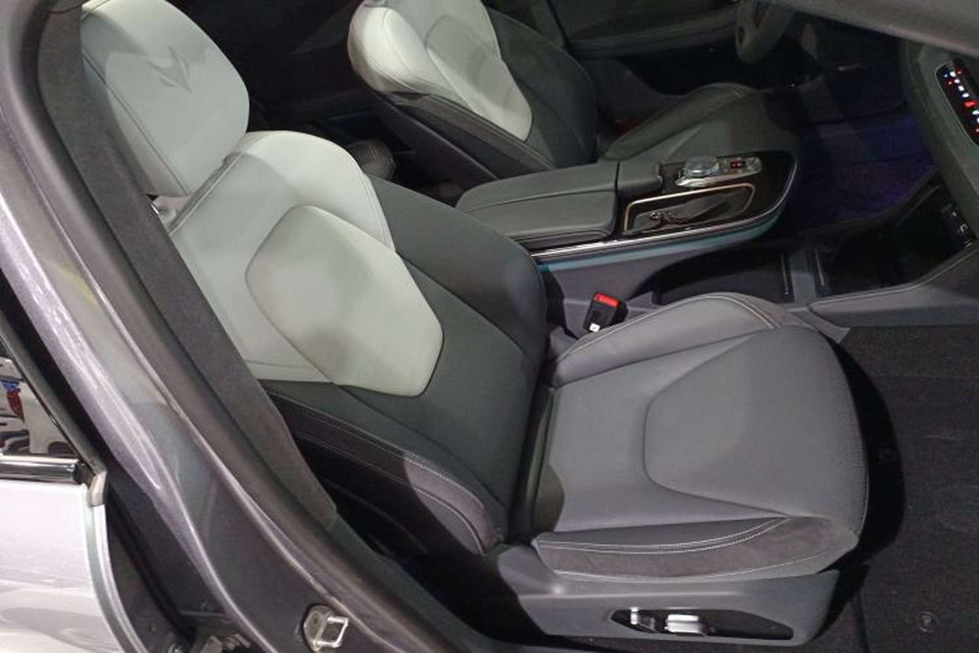 Used ARCFOX Alpha S 2022 708S+ 160kW Right Front Seat