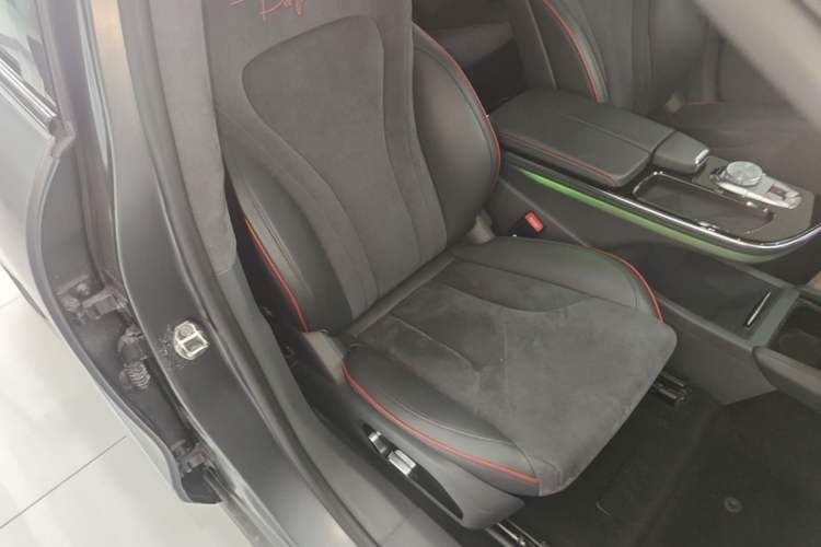Used ARCFOX Alpha S 2022 HI Version Advanced Edition Right Front Seat
