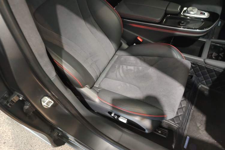 Used ARCFOX Alpha S 2022 HI Version Advanced Edition Right Front Seat