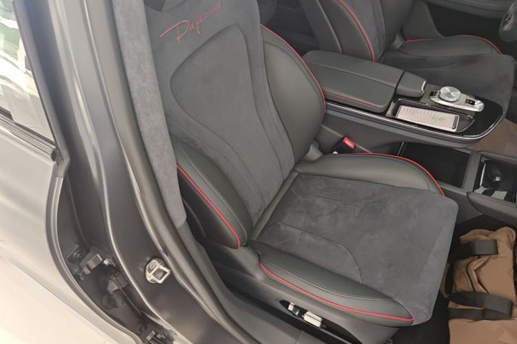 Used ARCFOX Alpha S 2022 HI Version Advanced Edition Right Front Seat