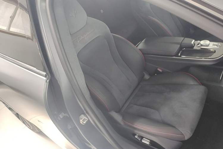Used ARCFOX Alpha S 2022 HI Version Advanced Edition Right Front Seat