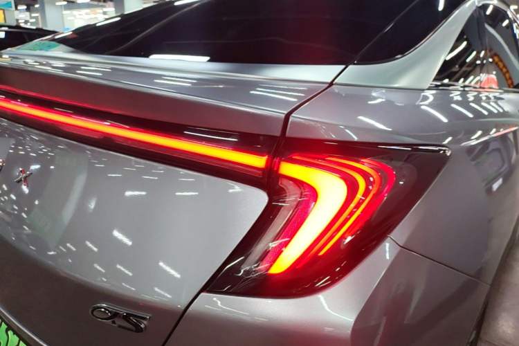 Used ARCFOX Alpha S 2022 525S 160kW Right Rear Taillight