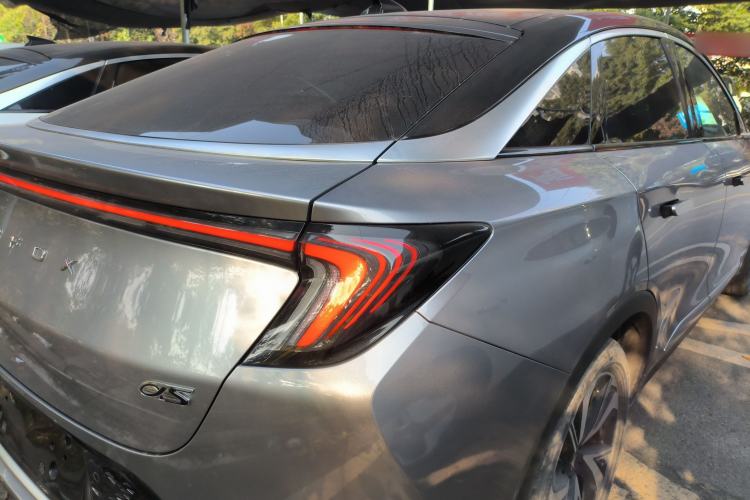 Used ARCFOX Alpha S 2022 525S 160kW Right Rear Taillight