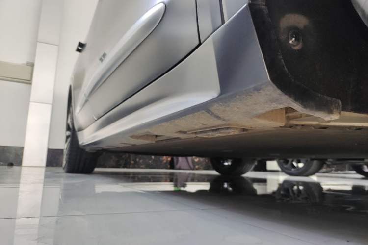 Used ARCFOX Alpha S 2022 HI Version Advanced Edition Right Side Sill